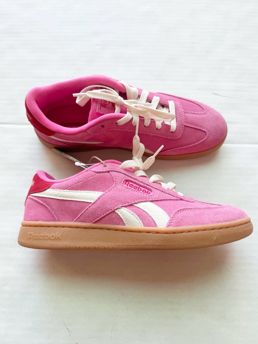 Reebok New Women's Pink Club C Grounds UK Sneakers Size 7.5 NWOT